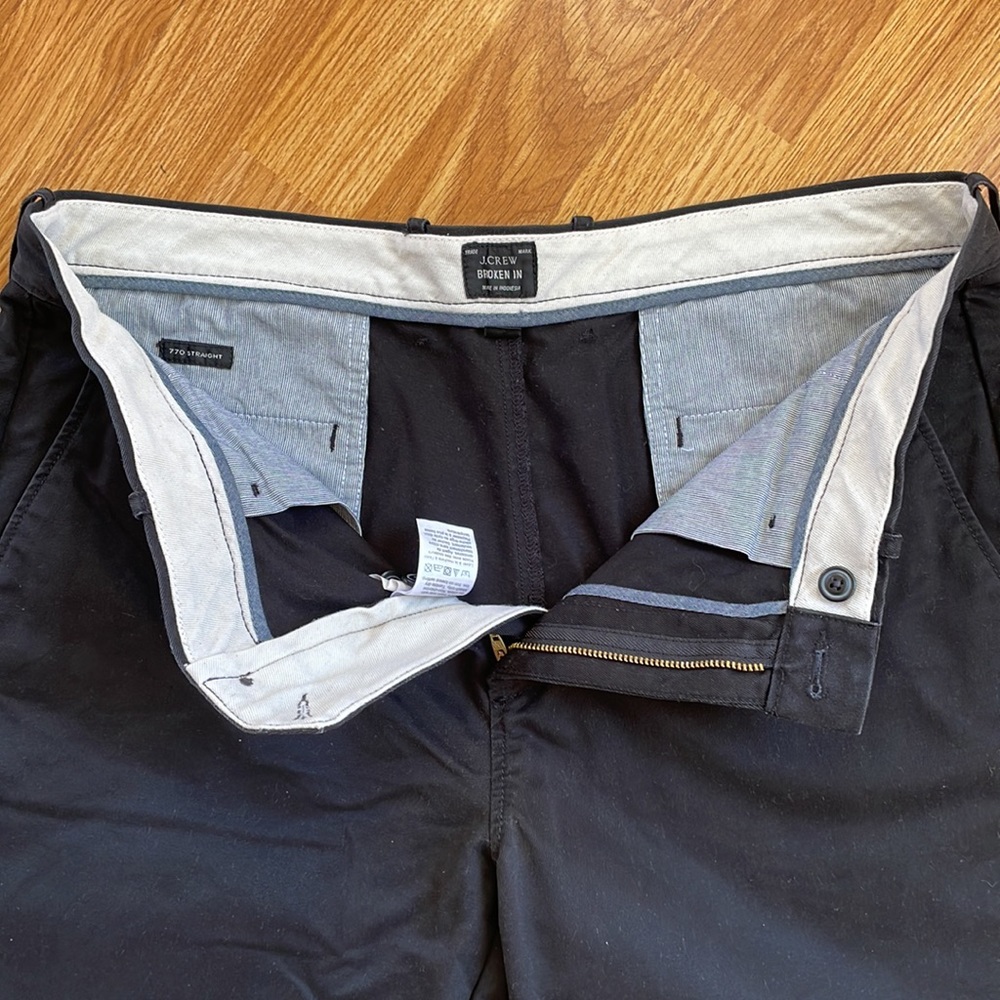 J.Crew 770 Straight-fit pant in Broken-in chino - Picture 2 of 4